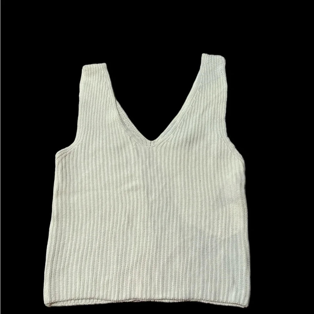 JUICY COUTURE Knitted V Neckline Sleveless Ivory Color Medium Top BNWT